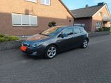 Opel Astra 1.6 Turbo Sport 132kW Automatik Sport - Opel Astra aus 2010: Turbo