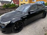 BMW M5 e60 - BMW: E60