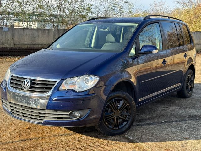 Volkswagen TOURAN 1.6 FSI 75-KW KLIMA NAVI TÜV NEU