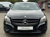 Mercedes-Benz A 180 Automatik/Kamer/Navi/SHZ/CarPlay.Distronic - Mercedes-Benz A 180 d Gebrauchtwagen