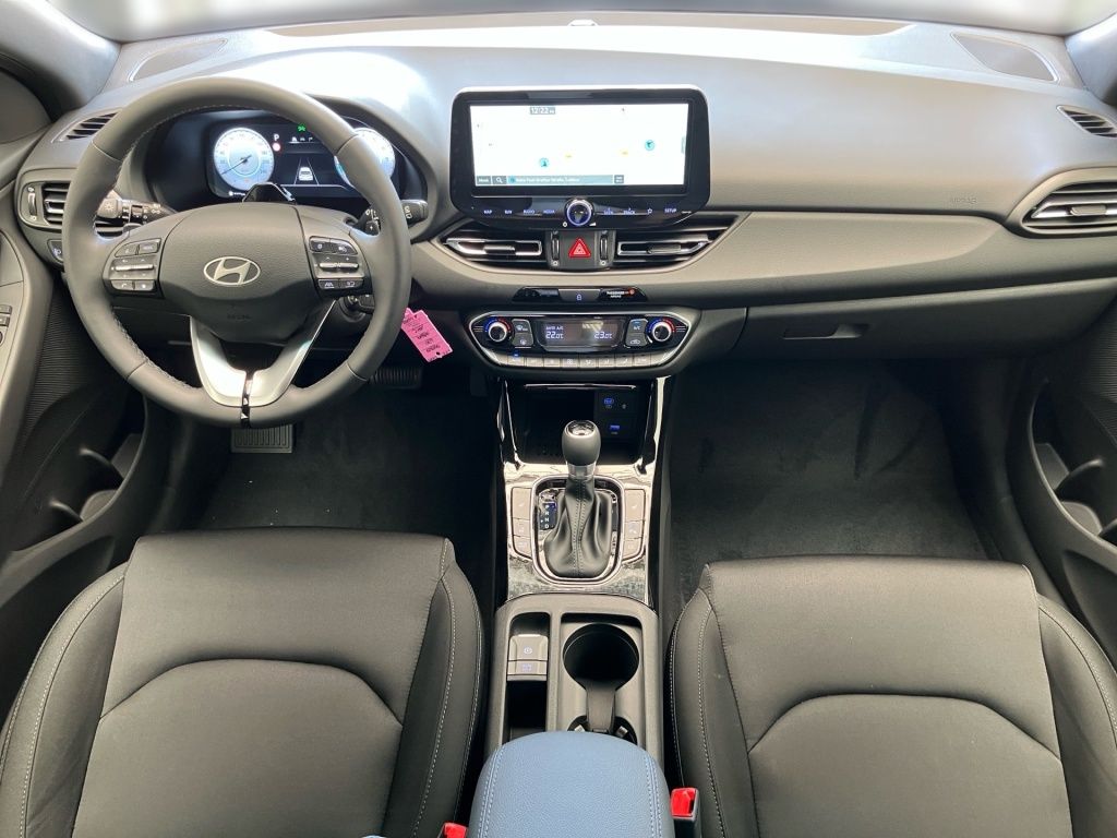 Fahrzeugabbildung Hyundai i30 1.6 T-GDI 7-DCT Trend 2xKlima ACC AUT Kam.