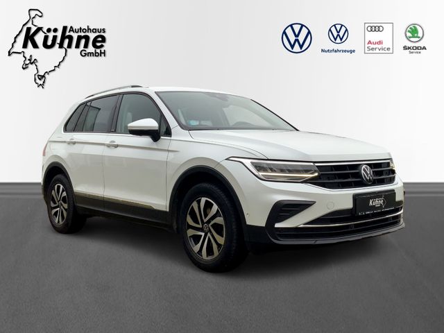 Tiguan 1.5 TSI Active,RFK,NAV,SHZ,LED.