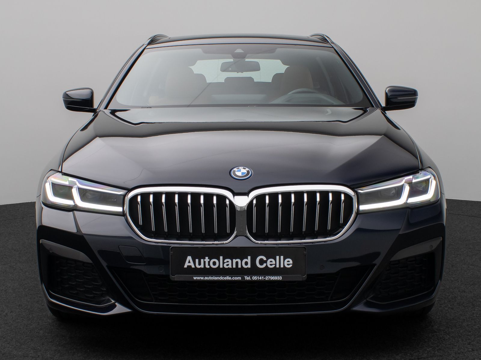 Fahrzeugabbildung BMW 530e M Sport Panorama Laser Kamera HUD DAB H/K