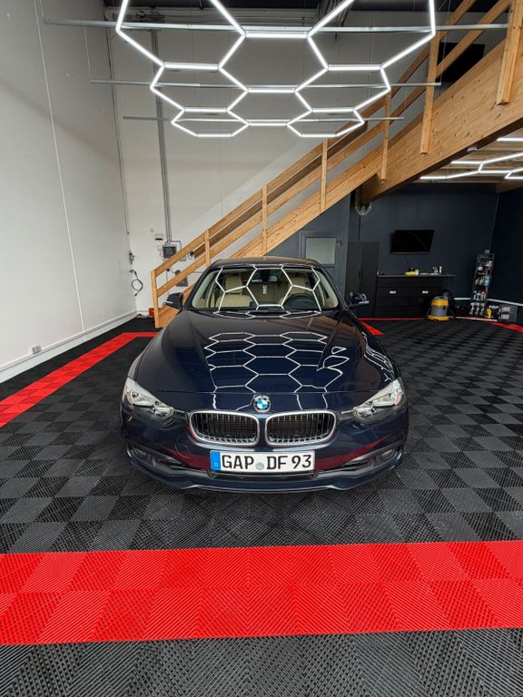 Image of BMW 325