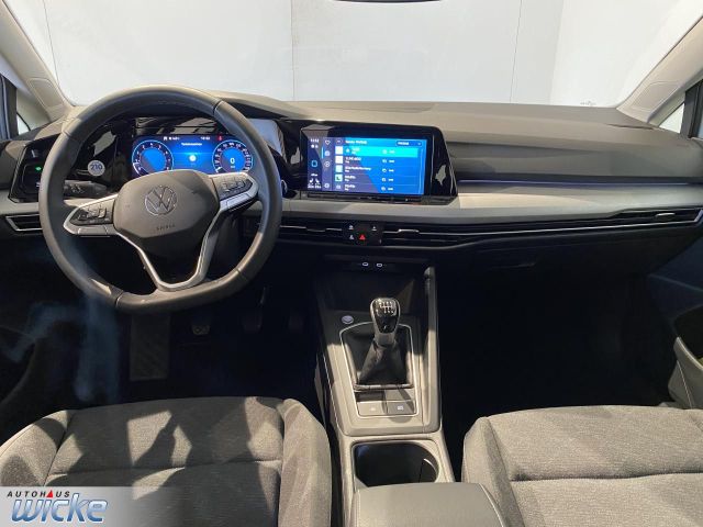Golf VIII 1.5 TSI Life NAVI KLIMA PDC LED