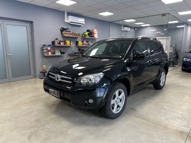 Toyota RAV 4 RAV4 2.2 D-4D 177 CV Luxury