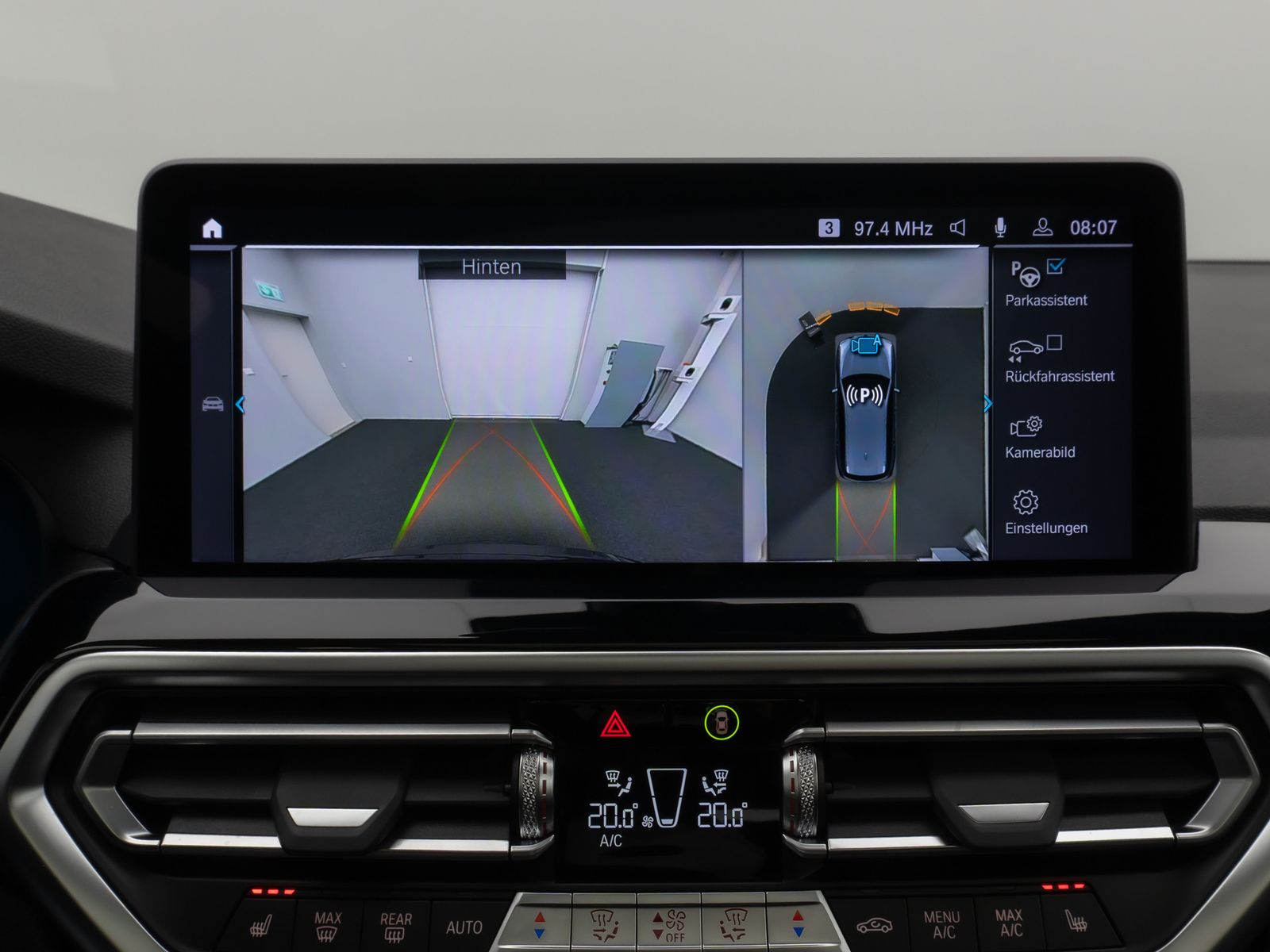 Fahrzeugabbildung BMW X3 xD30e M Sport Panorama 360° HUD DAB HiFi AHK