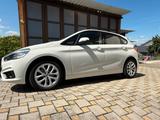 BMW 220 Active Tourer 220d xDrive A - - BMW 220 Active Tourer aus 2015