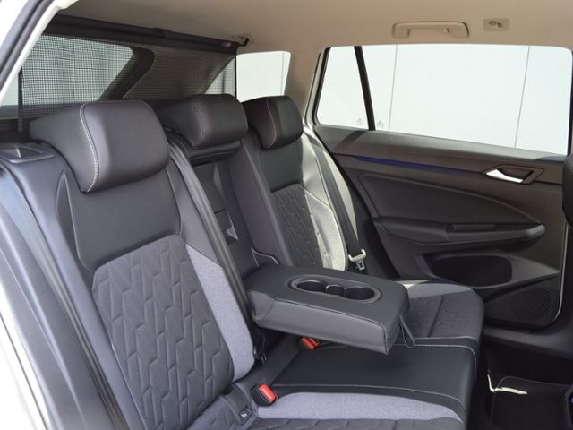 Golf VIII Variant 2.0 TDI DSG Energy AHK/LED/16-