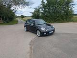 MINI Cooper Coupé - schwarze MINI COOPER_COUPE