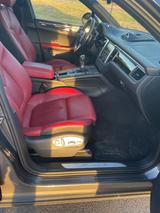 Porsche Macan S  - Porsche: Grau