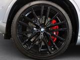BMW X5 M60i xDrive - graue BMW X5 M60