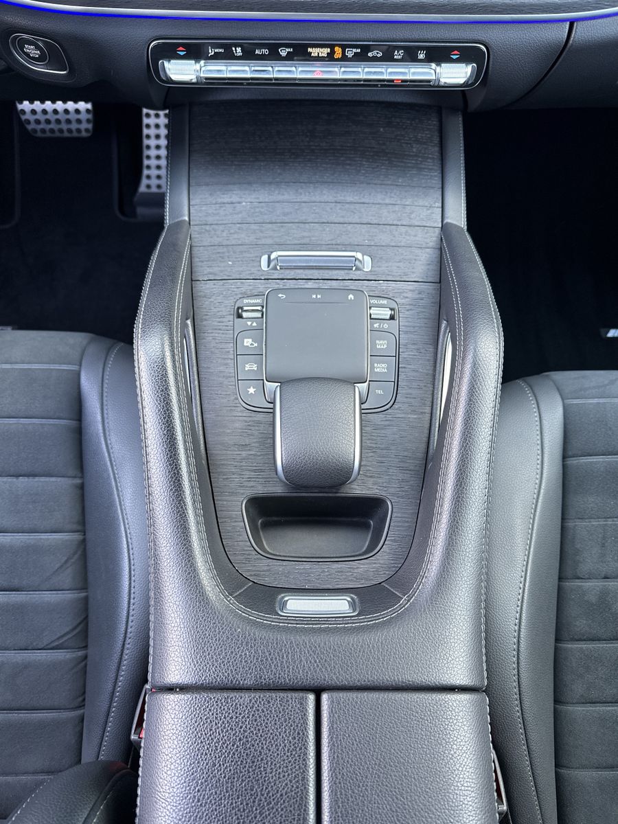 Fahrzeugabbildung Mercedes-Benz GLE 350de 4M AMG-Line NAV+LED+AHK+360°+21ZO+1HD