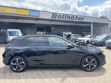 Bild 5 Opel Astra GS AT8/NAVI/SHZ+LHZ/PDC vo+hi+360Cam