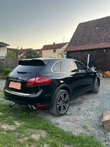 Porsche Cayenne Turbo Turbo |Scheckheft|Unfallfrei|AHK| - gebrauchte Porsche Cayenne aus dem Jahr 2010