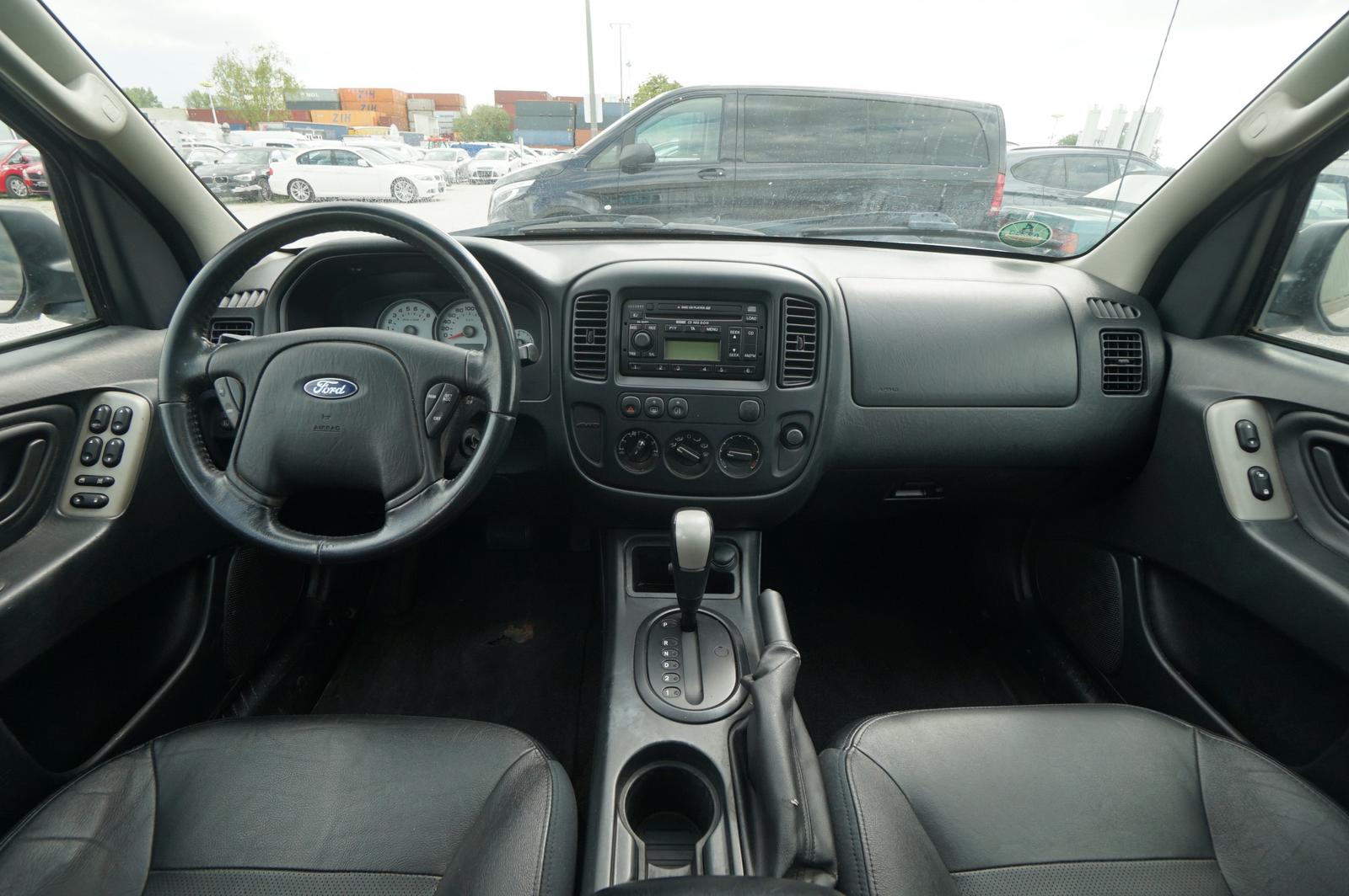 Ford Maverick 2005 — photo 9