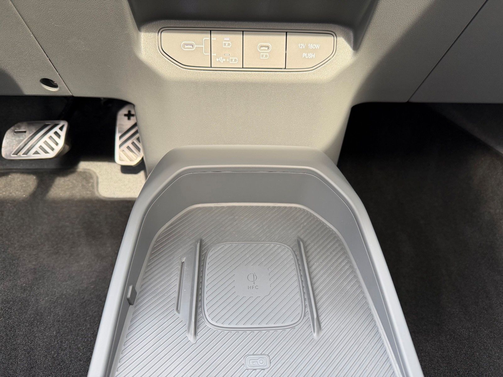 Fahrzeugabbildung Kia EV3 81,4 GT-Line  DWP COM Glasdach