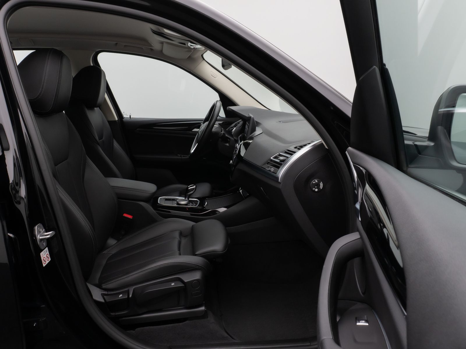 Fahrzeugabbildung BMW X3 xD20d Kamera DAB Leder AHK LED Sport 18Zoll