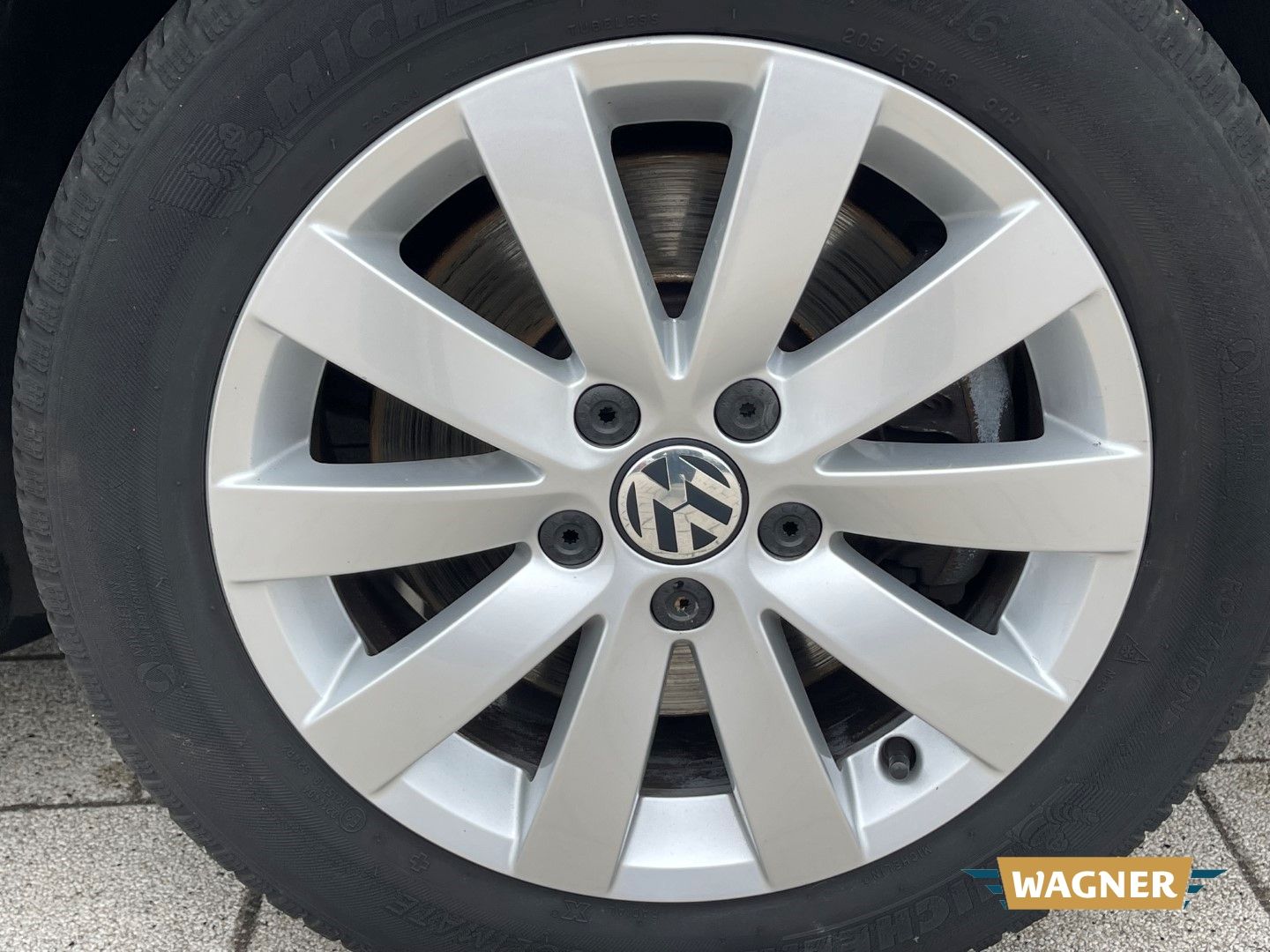 Fahrzeugabbildung Volkswagen Passat Variant Comfortline BlueMotion 1.4 TSI BM