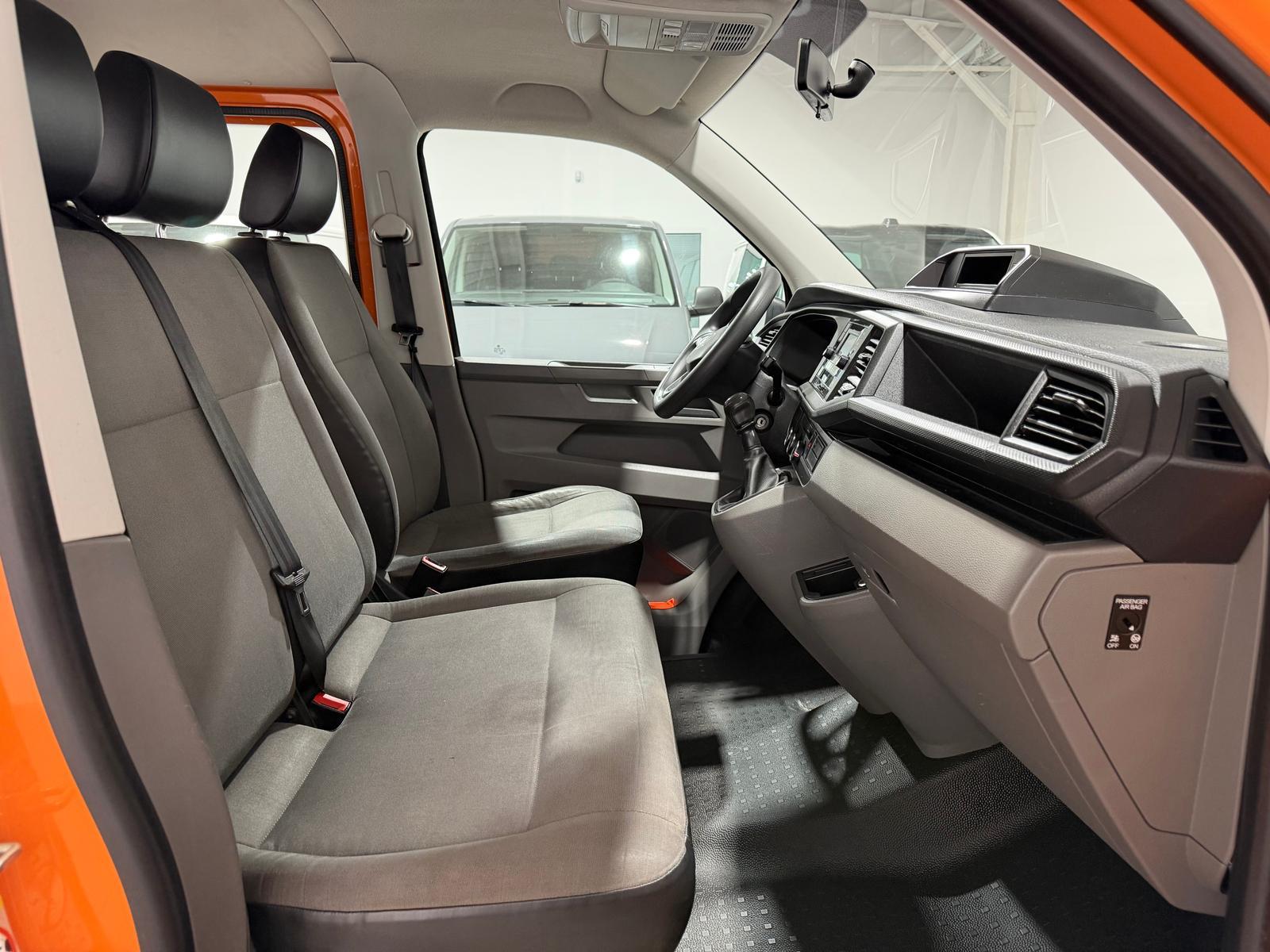 Volkswagen T6.1 Pritsche-Doka (6-Si.),Klima,Radio,AHK