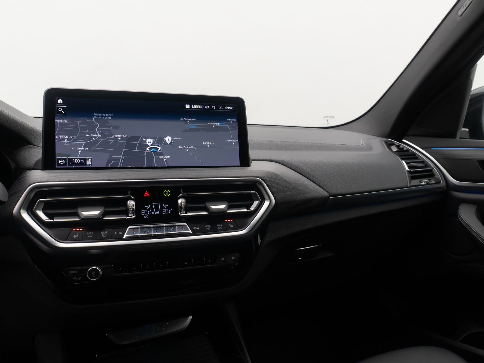 Fahrzeugabbildung BMW X3 xD30e M Sport Komfort AHK HUD DAB 360°HiFi