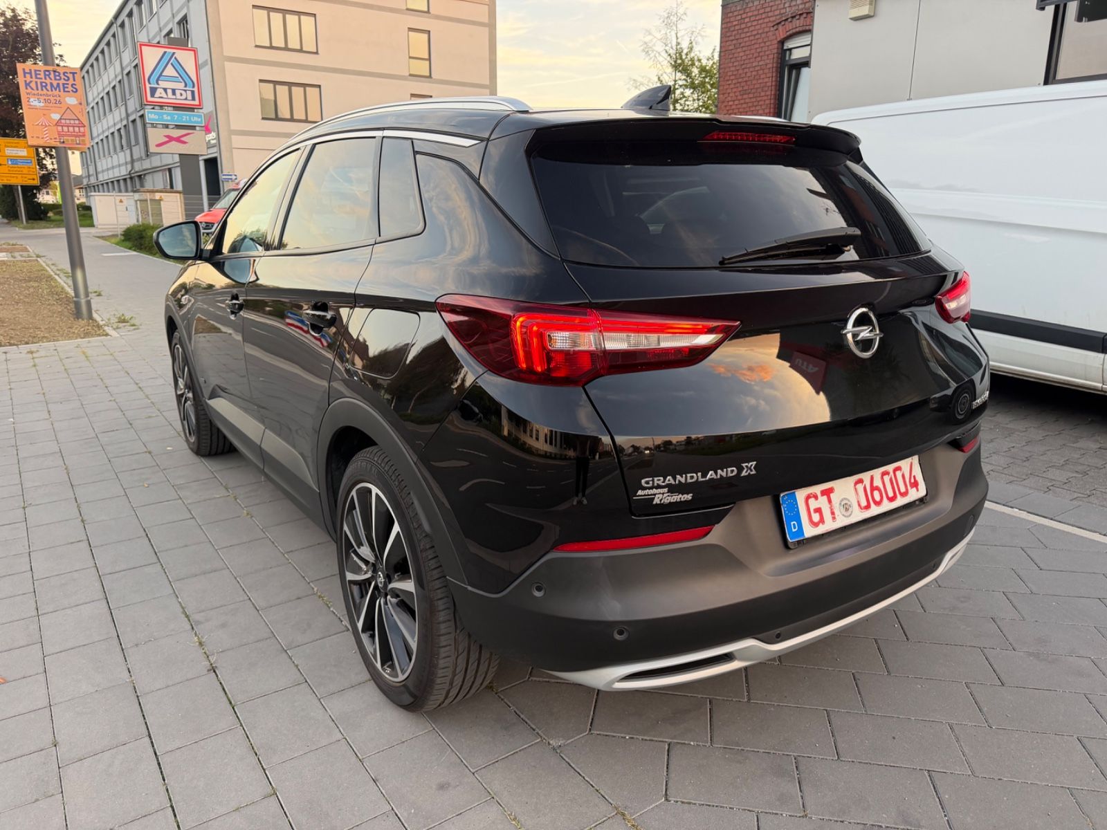 Opel Grandland Ultimate Plug-in-Hybrid 4 KAMERA/LEDER imagem 2