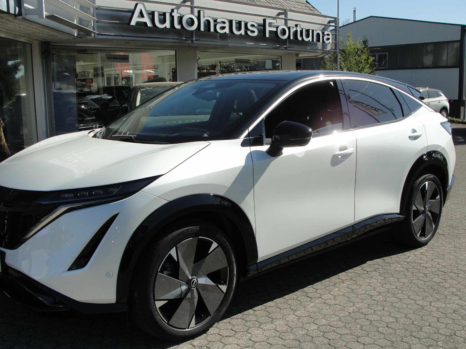 Nissan Ariya Evolve Pack 87 kwh Glasdach 20-Zoll HUD