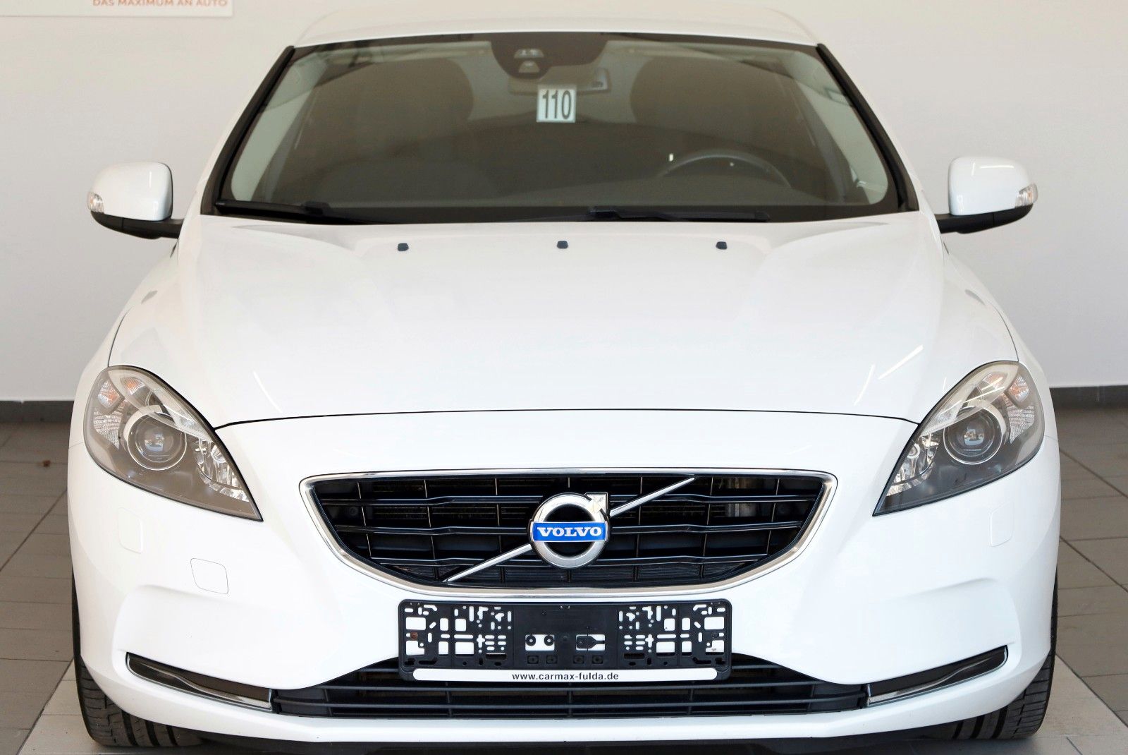 Fahrzeugabbildung Volvo V40 You! Bi-Xenon,SH,PDC,8 fach Aluräder