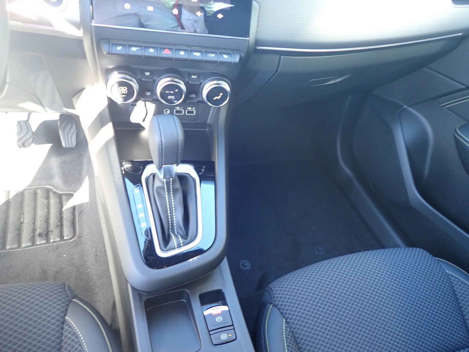 Fahrzeugabbildung Renault Arkana Techno Mild Hybrid 140 EDC