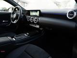 Mercedes-Benz A 220 4M Limo AMG-Sport/MLB/Pano/AHK/HUD/Night - schwarze Mercedes-Benz A 220