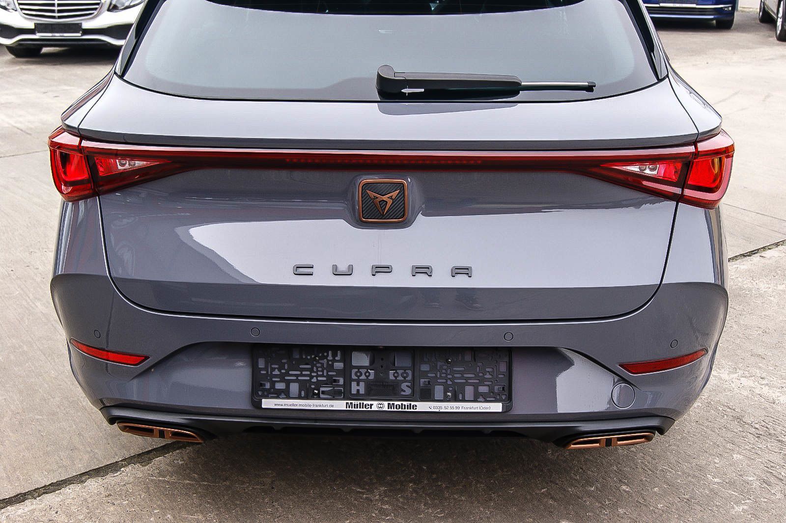 Fahrzeugabbildung CUPRA Leon Sportstourer e-HYBRID VIRTUAL ACC XL 1HAND