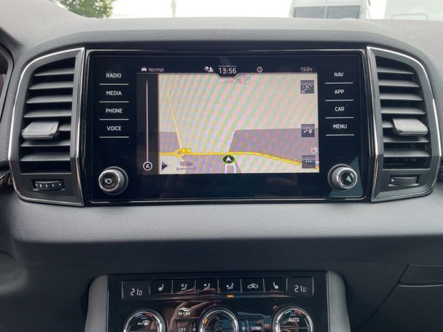 Skoda Karoq 1.5 TSI Style MATRIX NAVI ACC SHZ ALU