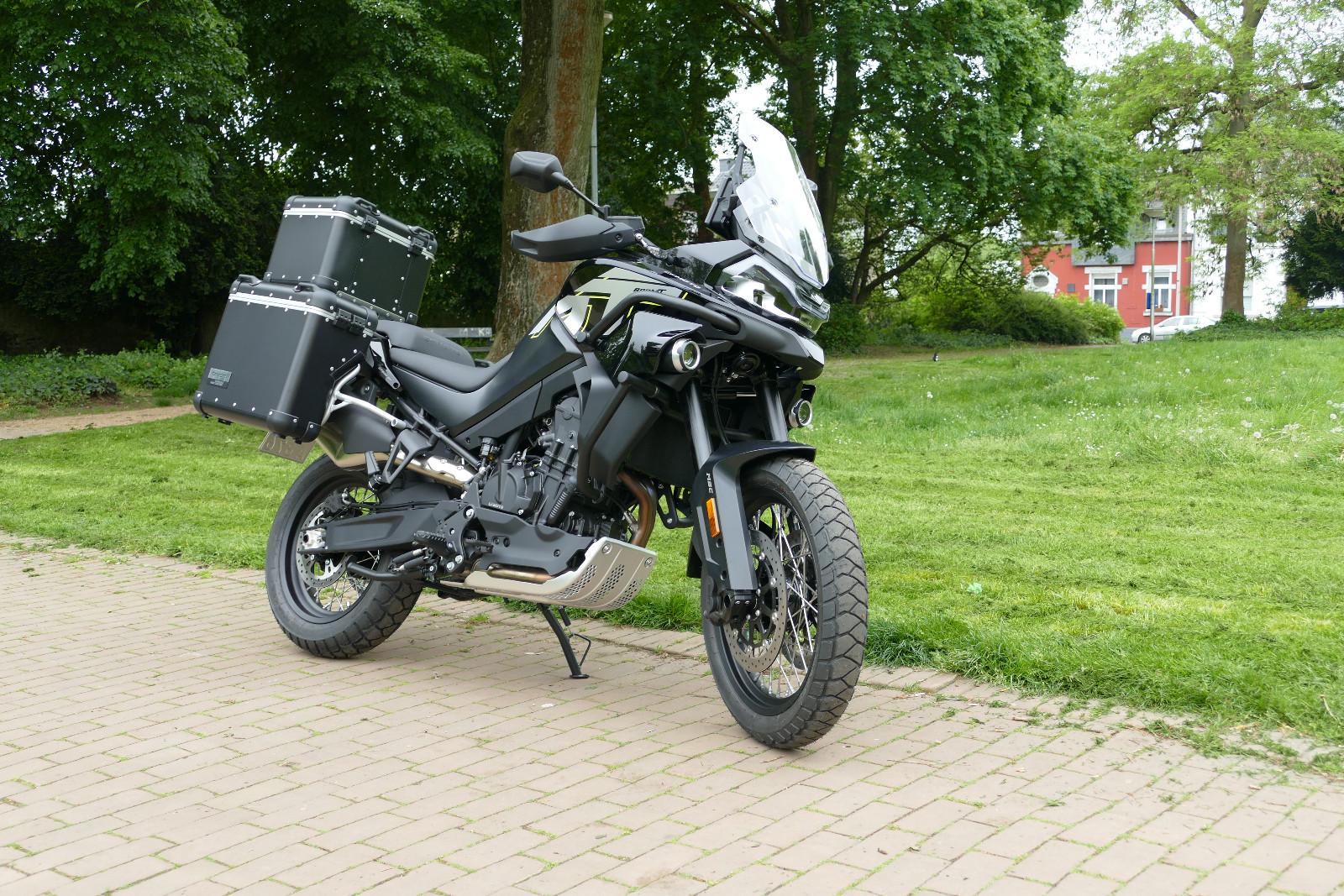 CFMOTO MT 800 Explore 5 Jahre Garantie Sofort Verfügbar