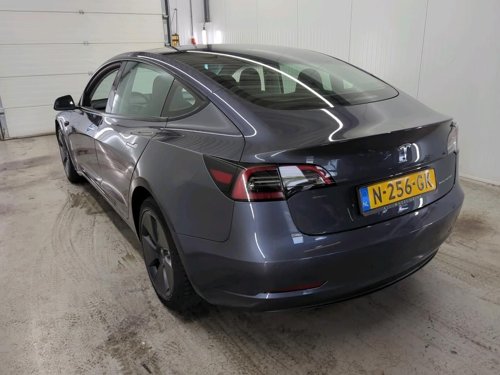 Tesla Model 3 Long-Range AWD 351pk 75 kWh 90,7% SoH FA imagem 3