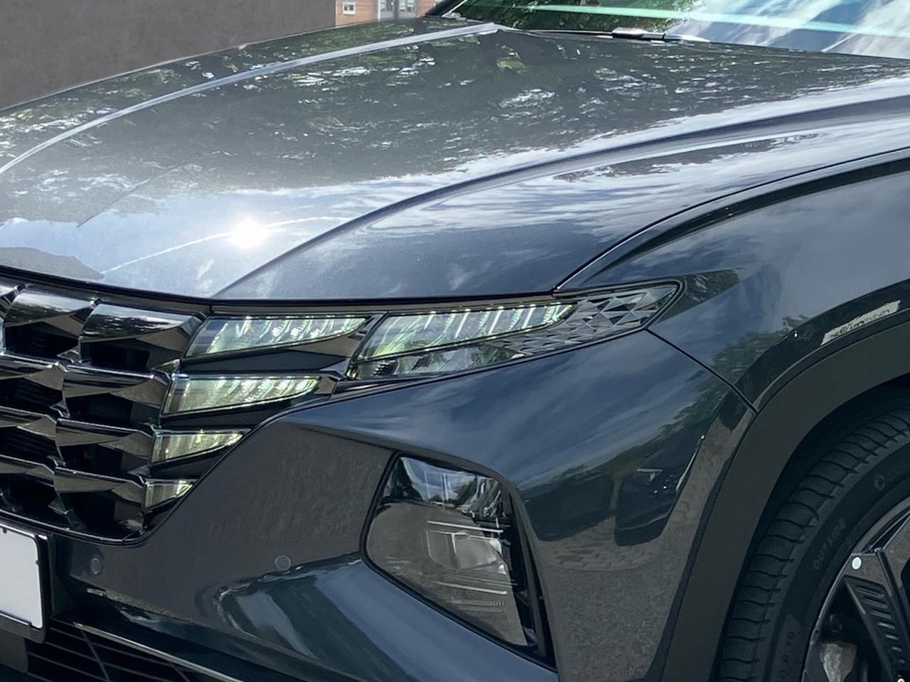 Fahrzeugabbildung Hyundai TUCSON BLACKLINE LED*SHZ*LHZ*NAVI*ZV*KRELL*KEYLE