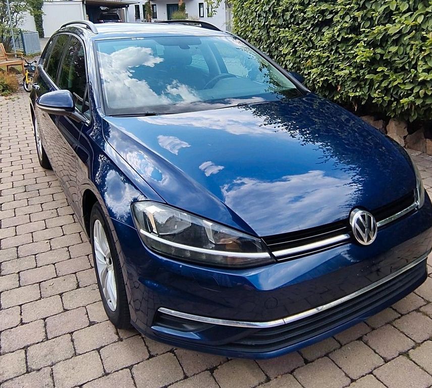Image of Volkswagen Golf
