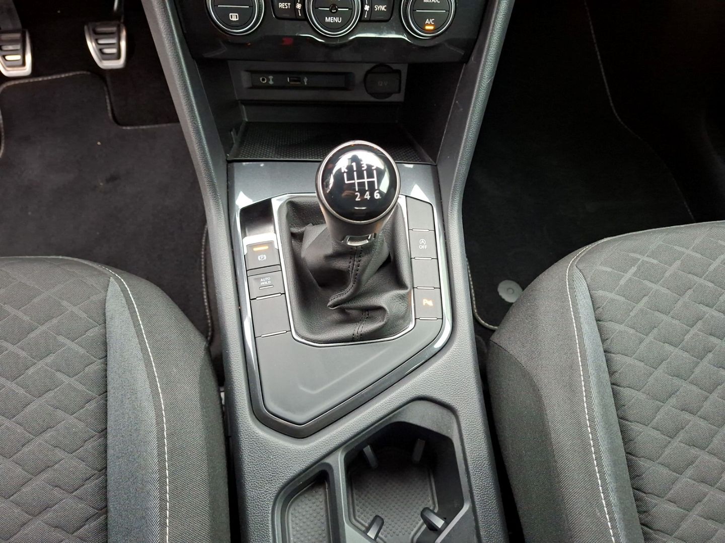 Tiguan 1.5 TSI Join *Navi*ACC*SHZ*PDC*17''-LM*