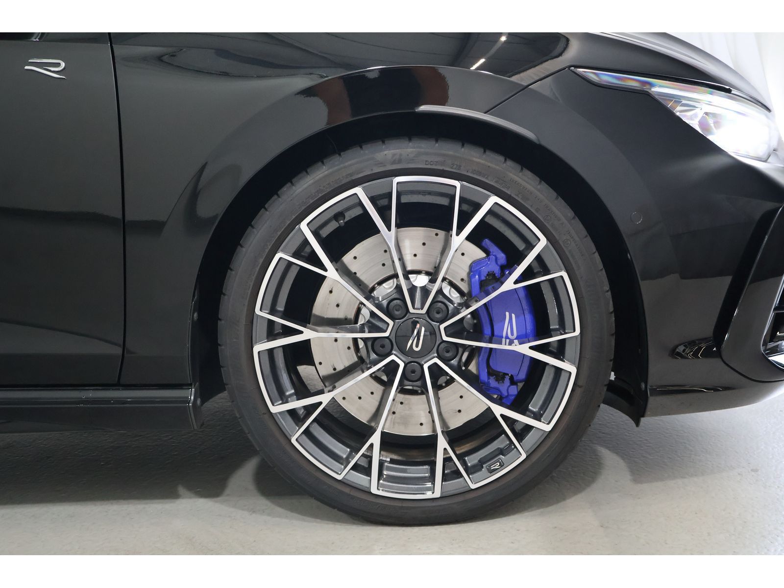Volkswagen Golf VIII Lim 2.0 TSI 4Motion R-Kamera Pano SH foto 6