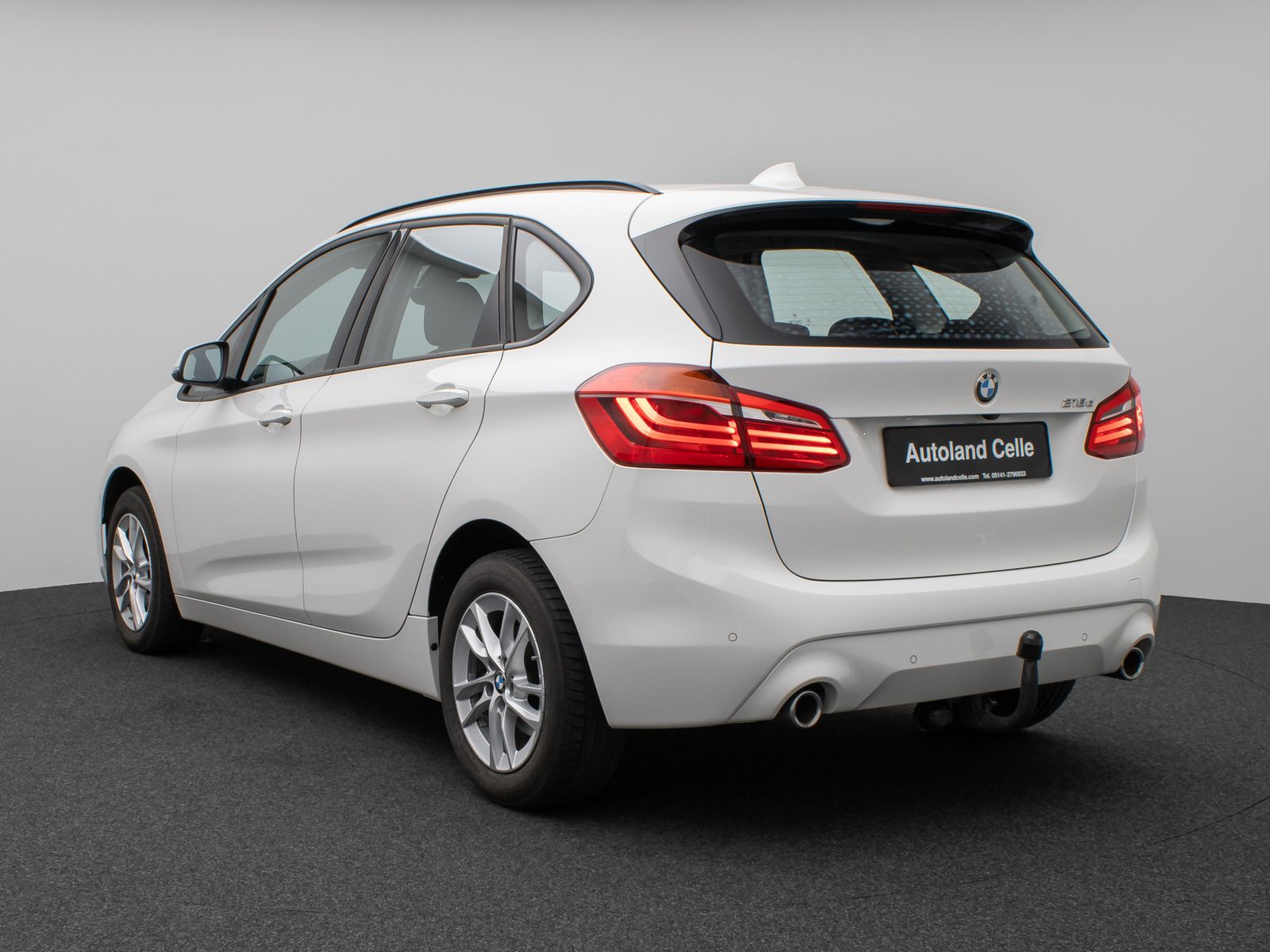 Fahrzeugabbildung BMW 218d Kamera Navi HiFi AHK LED Geschwindigkeitsre