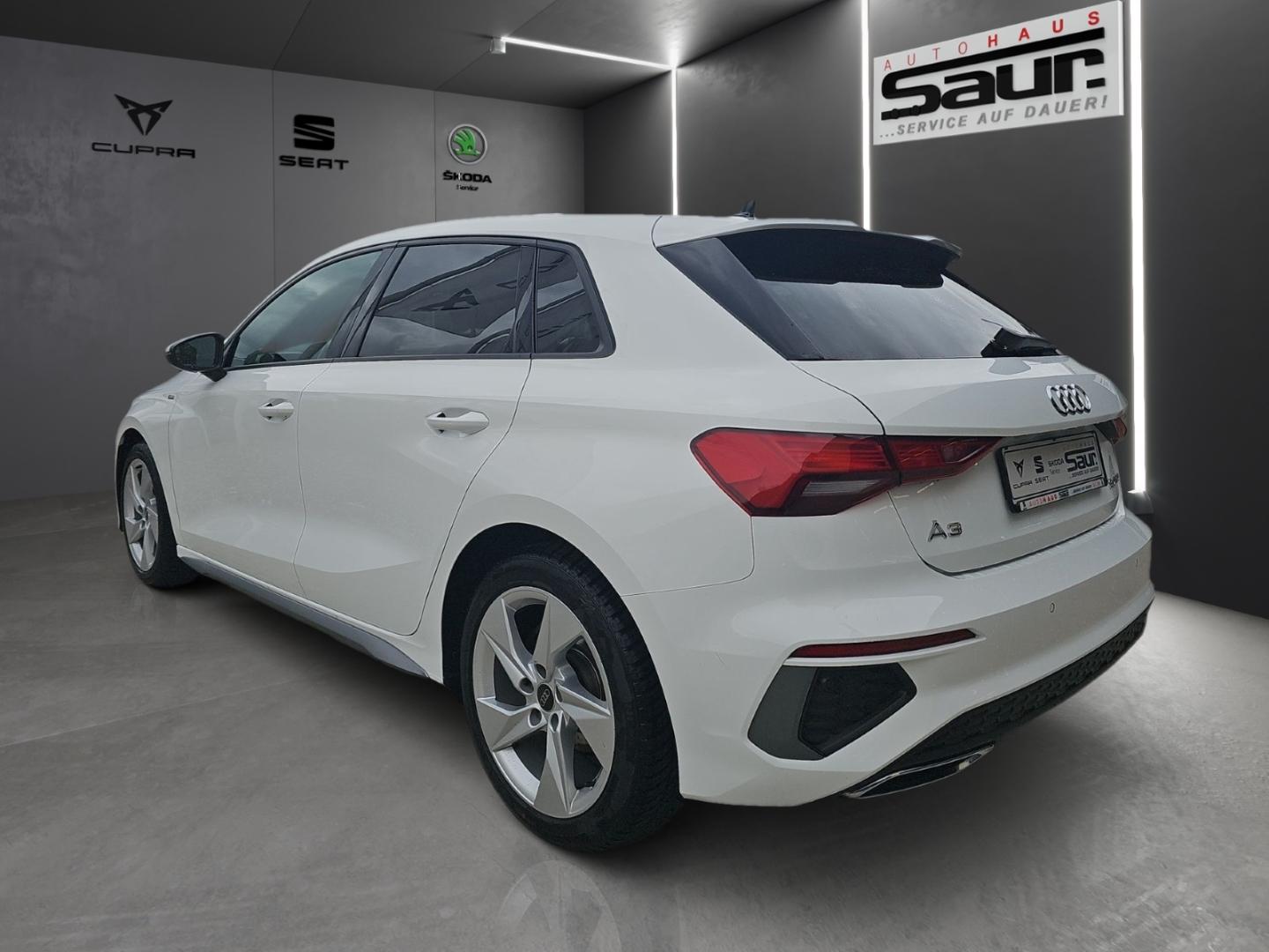 Audi A3 Sportback 30 TFSI S line 1.0 S-tronic SHZ PDC, миниатюра 6