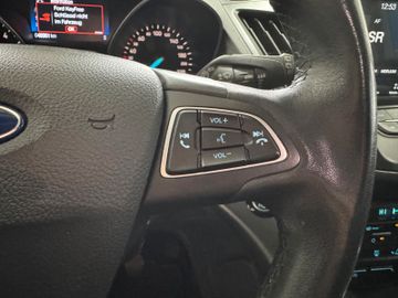 Ford Kuga Cool & Connect