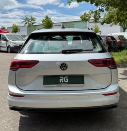 Volkswagen Golf - 5