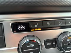 Fahrzeugabbildung Volkswagen T6.1 Multivan 150PS Navi Sitzh 3xKlima Sitzh Cam