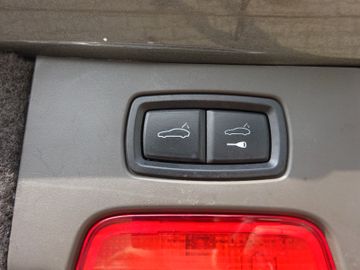 Porsche Cayenne - 9