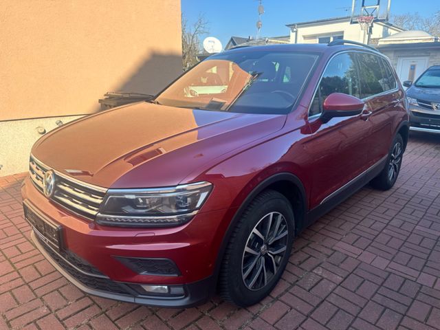 Volkswagen Tiguan Comfortline 2.0 TDI 4Motion PANO+VIRTUAL+