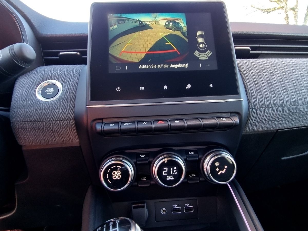 Fahrzeugabbildung Renault Clio Techno TCe 90