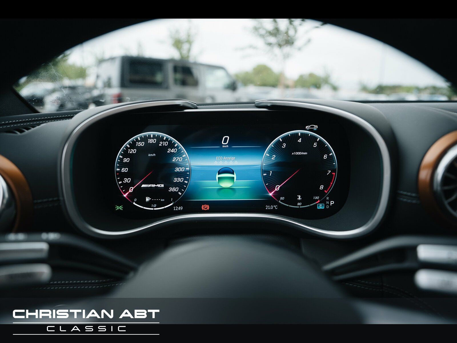 Fahrzeugabbildung Mercedes-Benz SL 63 AMG 4Matic Navi/Nachtsichtass.