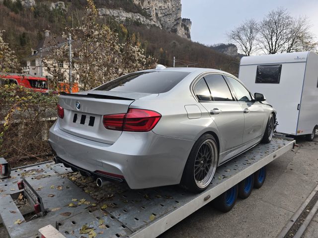 BMW 335 Baureihe 3 Lim. 335i xDrive