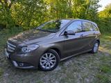Mercedes-Benz B 180 2. Hand, TÜV neu, gepflegt  - Mercedes-Benz B 180 Gebrauchtwagen in Karlsruhe