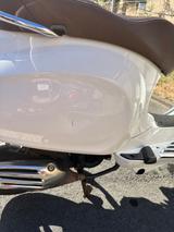 Piaggio Vespa Primavera 50 - BENZIN MOFA